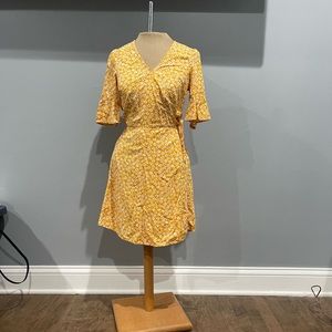 Old Navy wrap dress